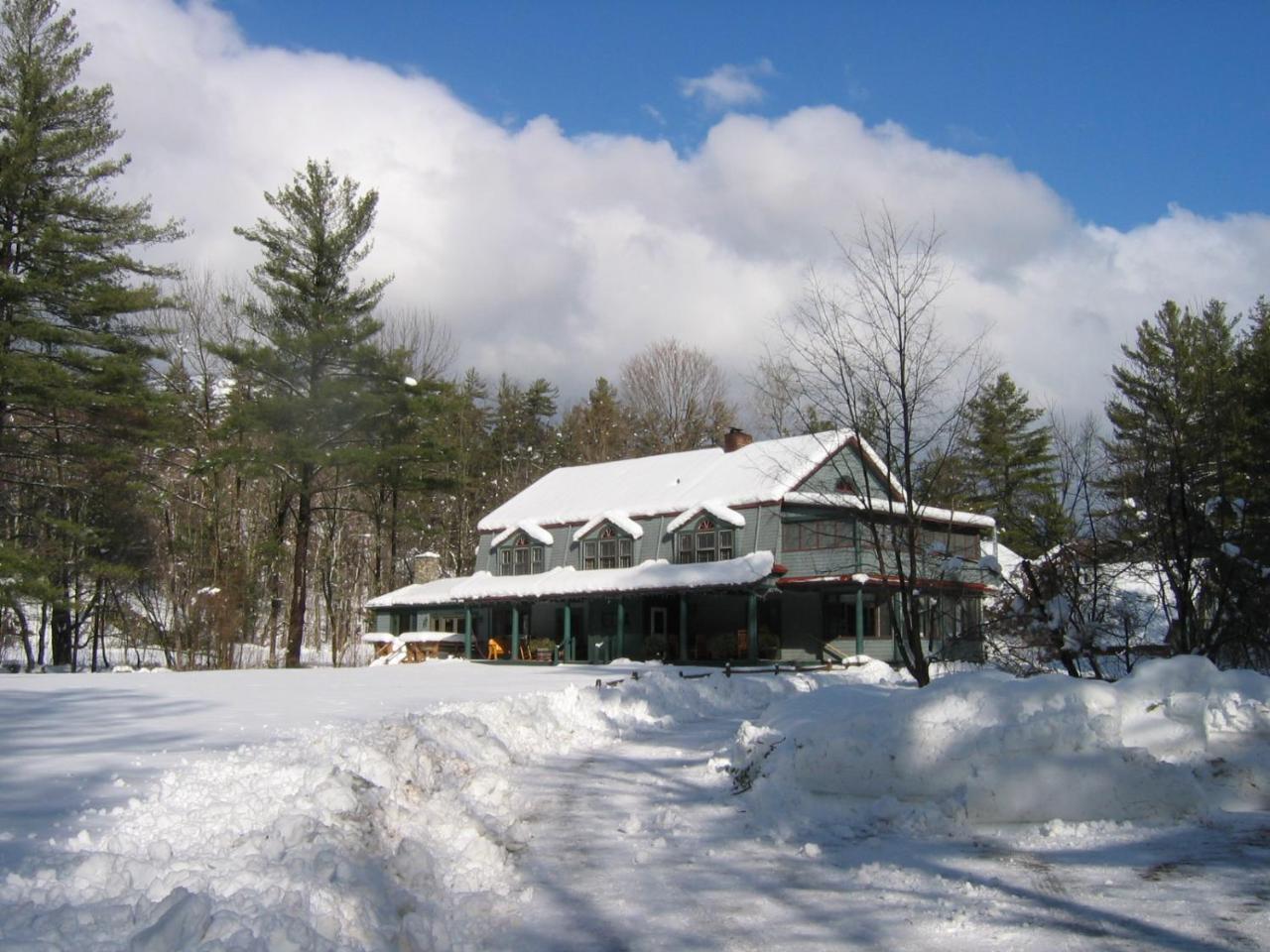 Trails End Inn Keene Valley Exterior foto
